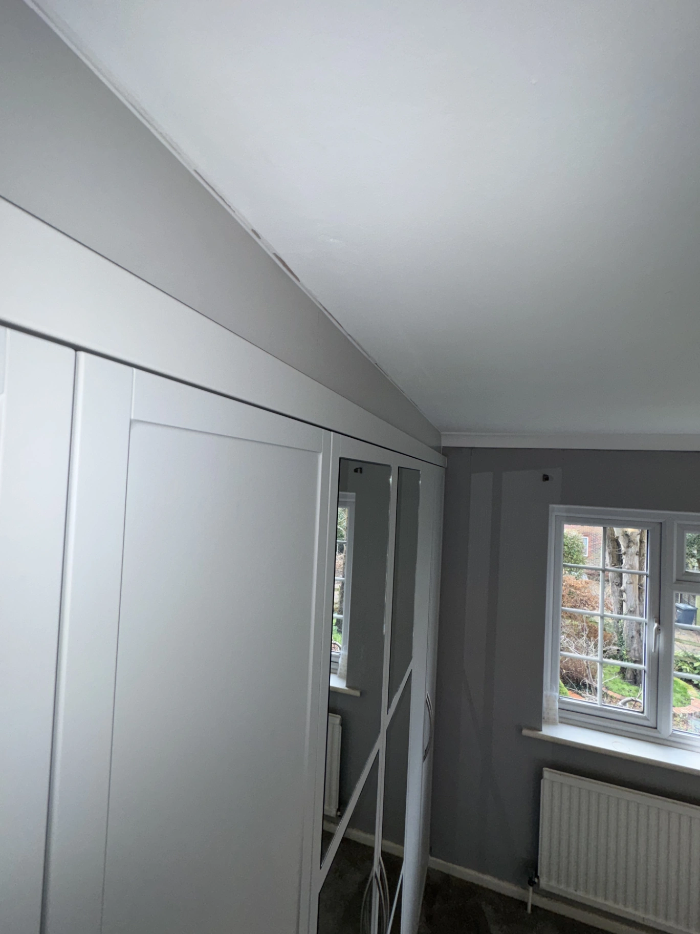 Mirrored fitted wardrobes